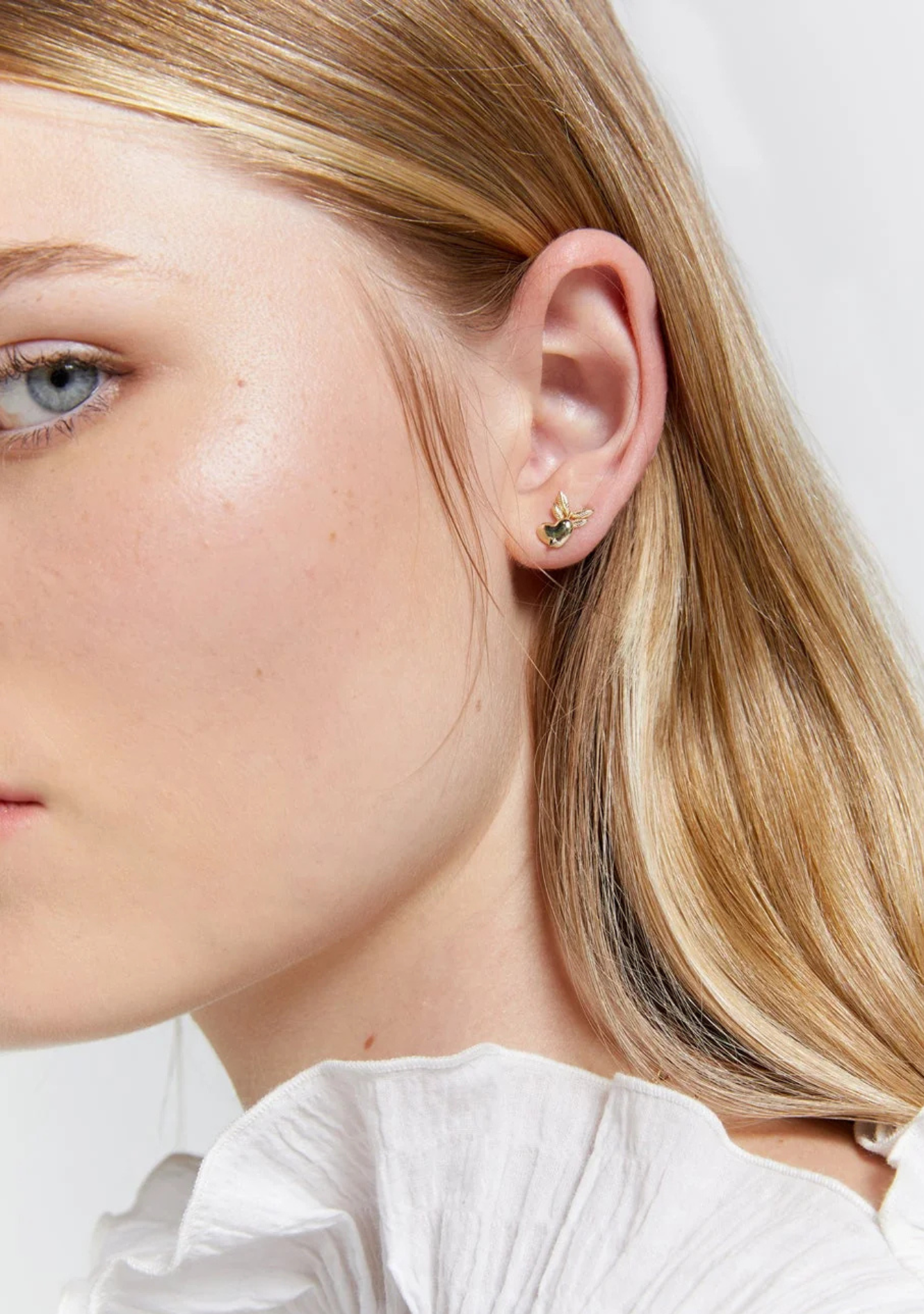 Karen Walker 9ct Yellow Gold Pixie Heart Stud Earrings