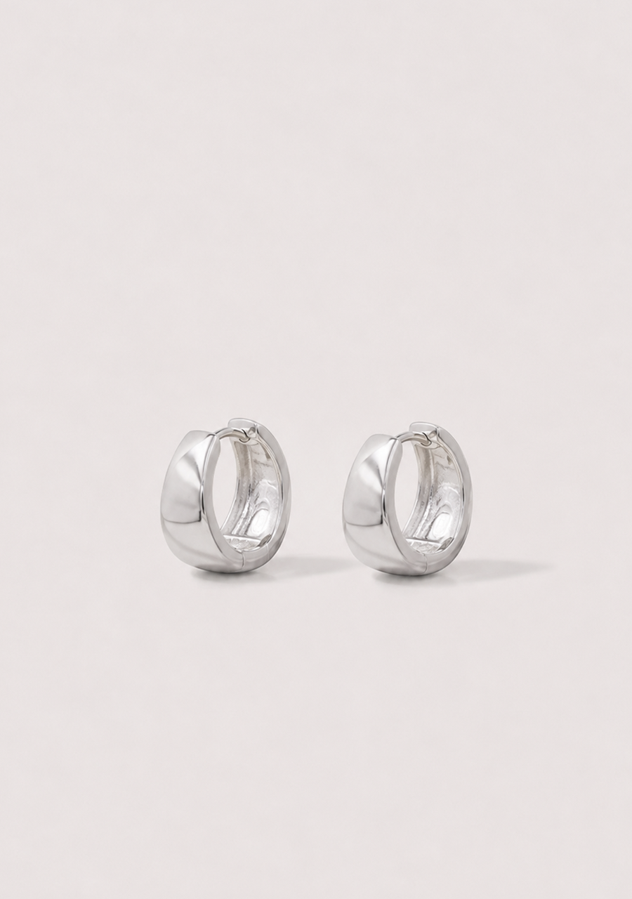 Sterling Silver 15mm Tapered Huggie Earrings