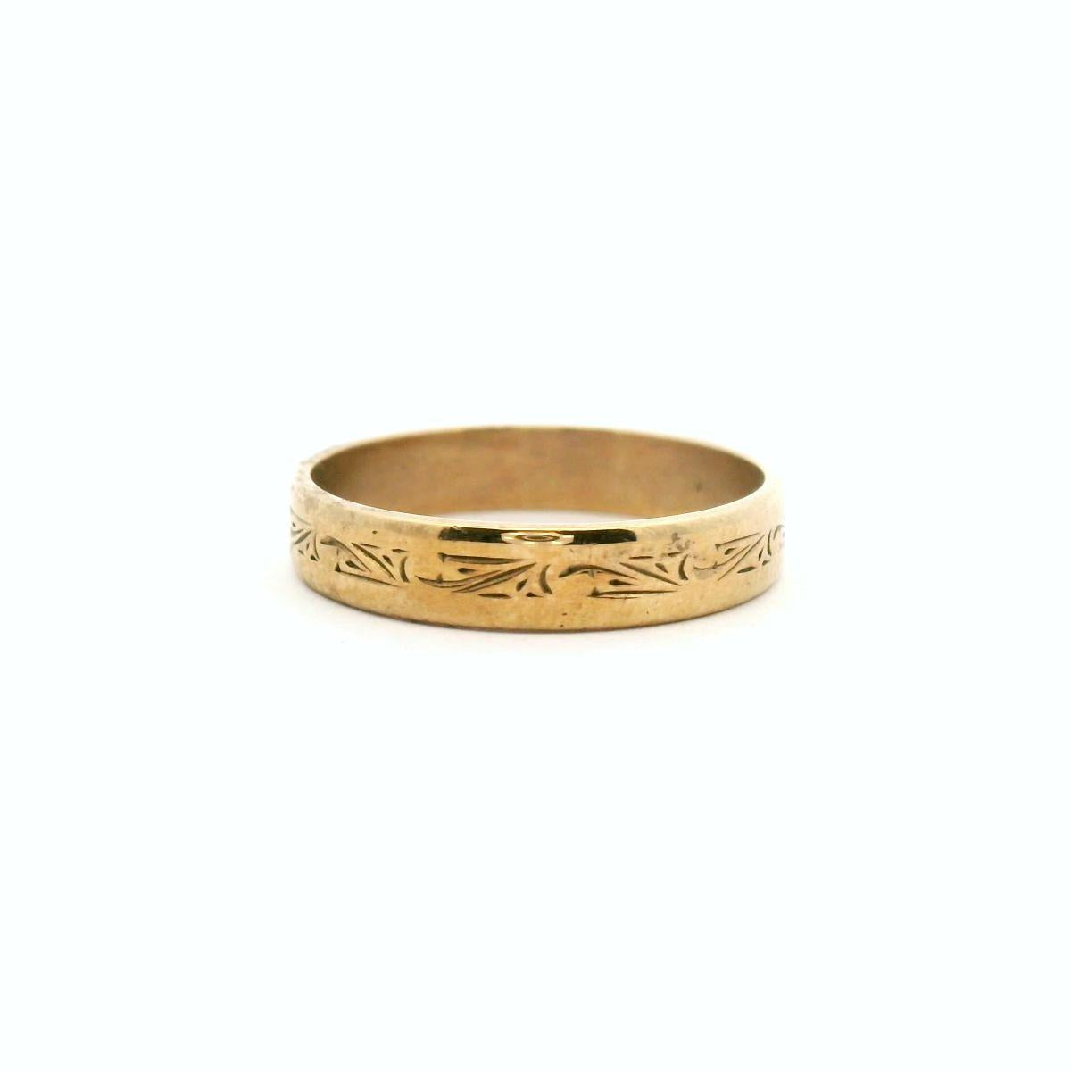 Estate 9ct Yellow Gold Engraved 3.85mm Wide Band Ring