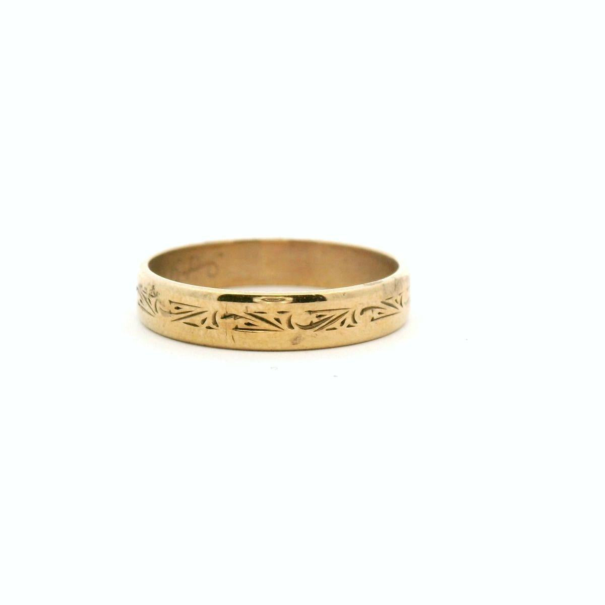 Estate 9ct Yellow Gold Engraved 3.85mm Wide Band Ring