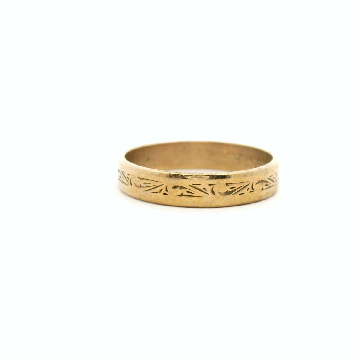 Estate 9ct Yellow Gold Engraved 3.85mm Wide Band Ring