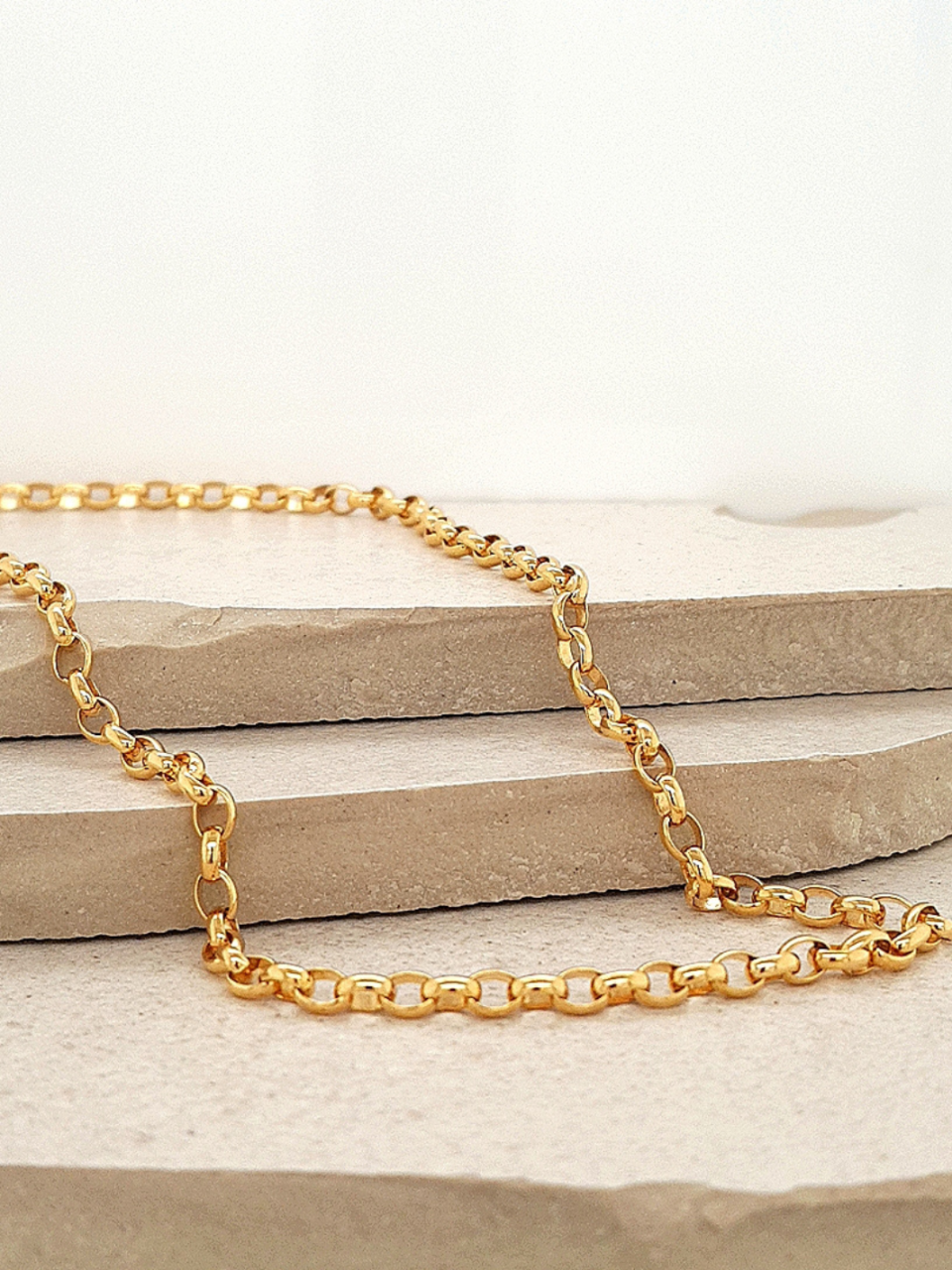 9ct Yellow Gold Oval Belcher 55cm Chain