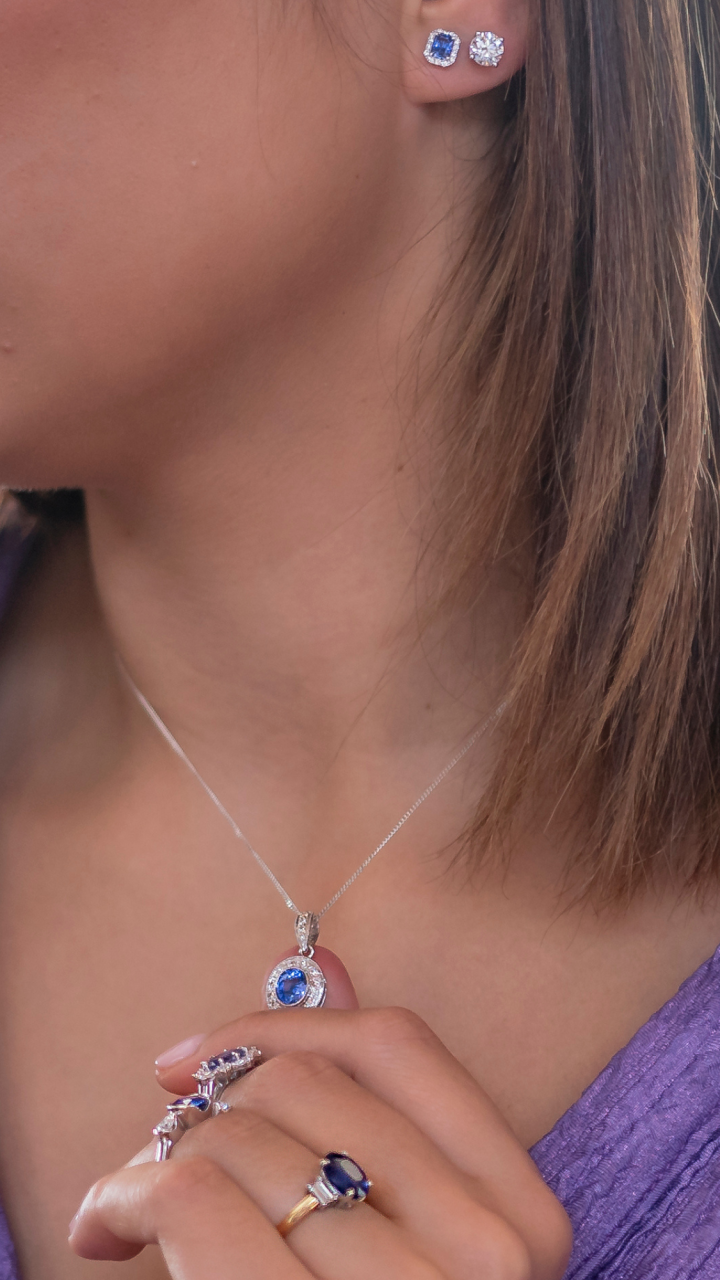 Ceylonese Sapphire & Diamond Trapeze Trilogy Ring