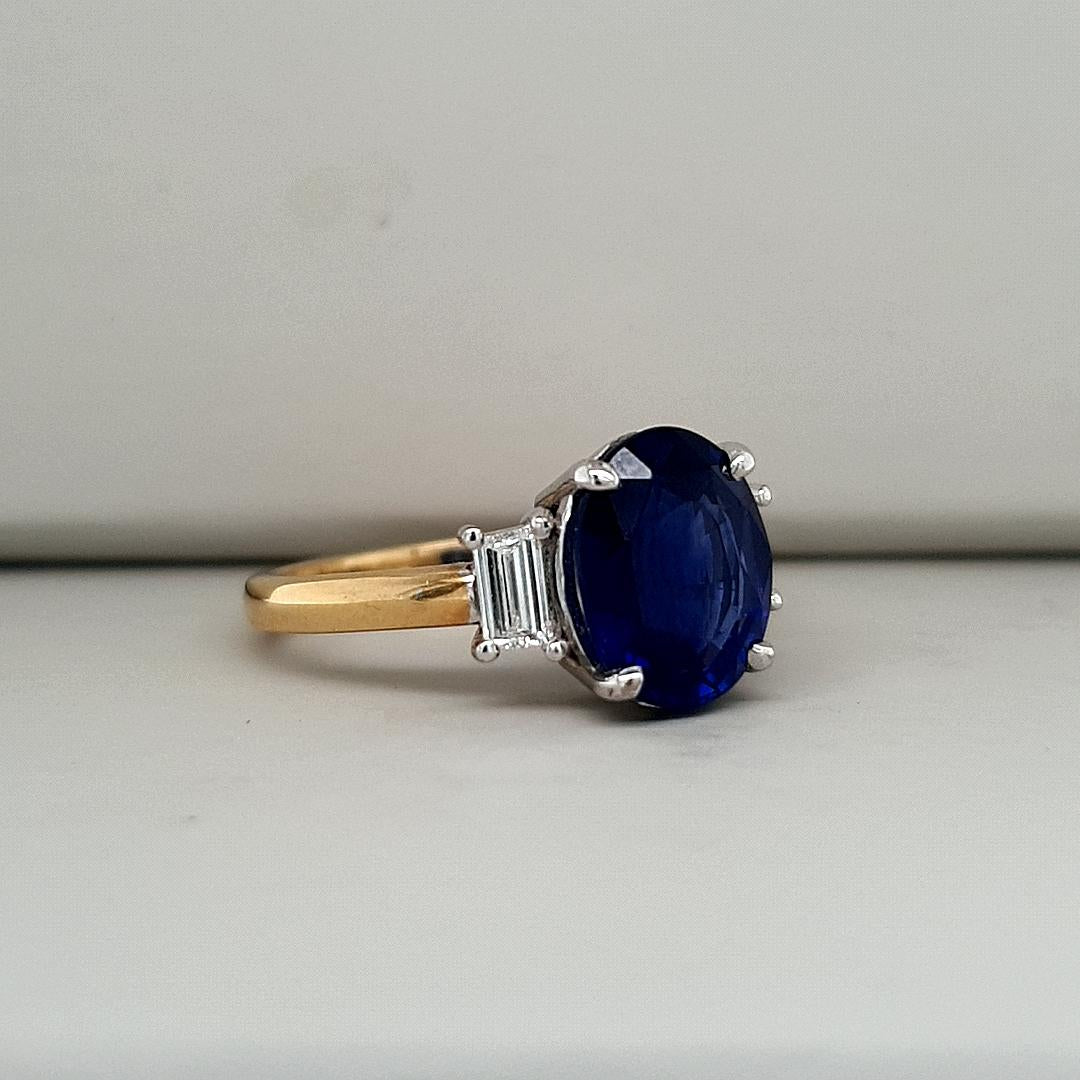 Sapphire & Diamond 18ct Yellow & White Gold Oval Ceylonese Sapphire & Trapeze Diamond Ring