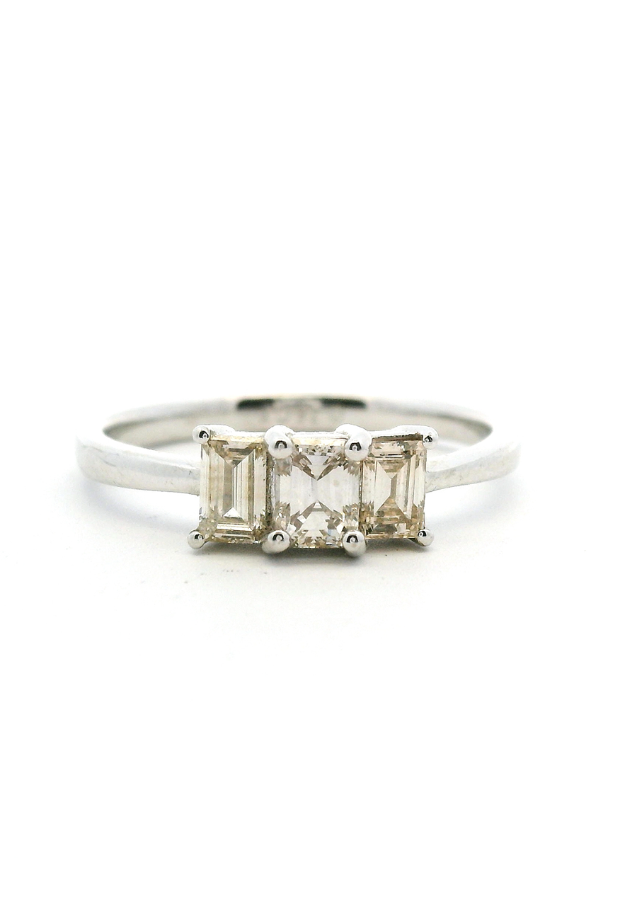 18ct White Gold 0.76ct Emerald & Baguette Cut Claw Set Diamond Ring