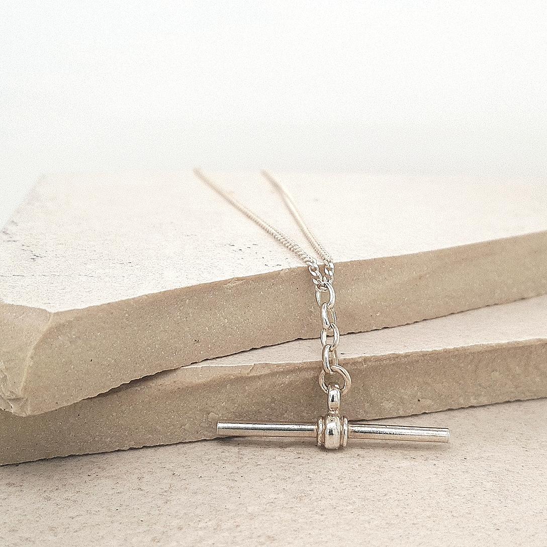 Sterling Silver Belcher Link Medium Weight T-Bar Pendant