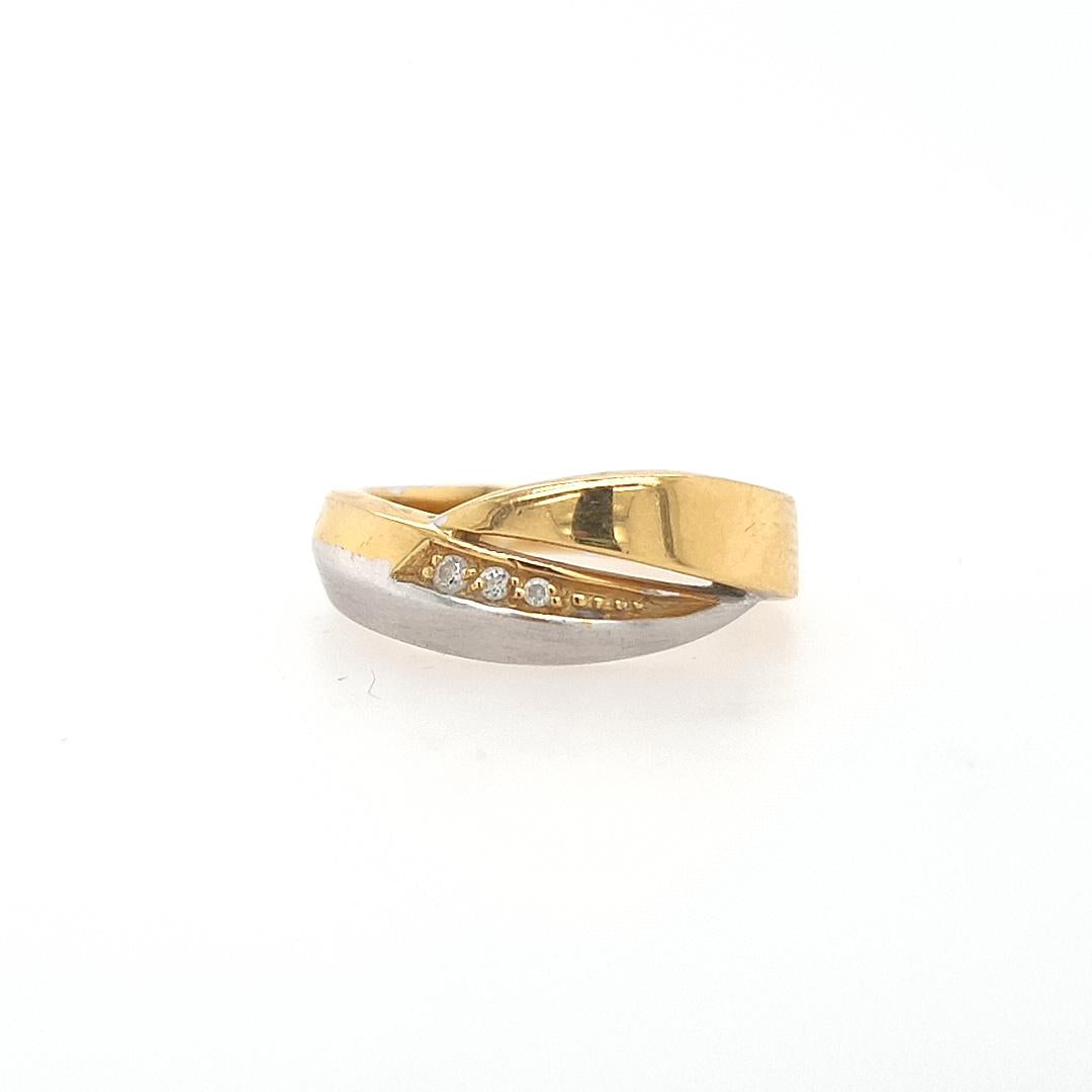 Estate 18ct Two-Tone Yellow & White Gold Round Brilliant 0.03ct Diamond Ring