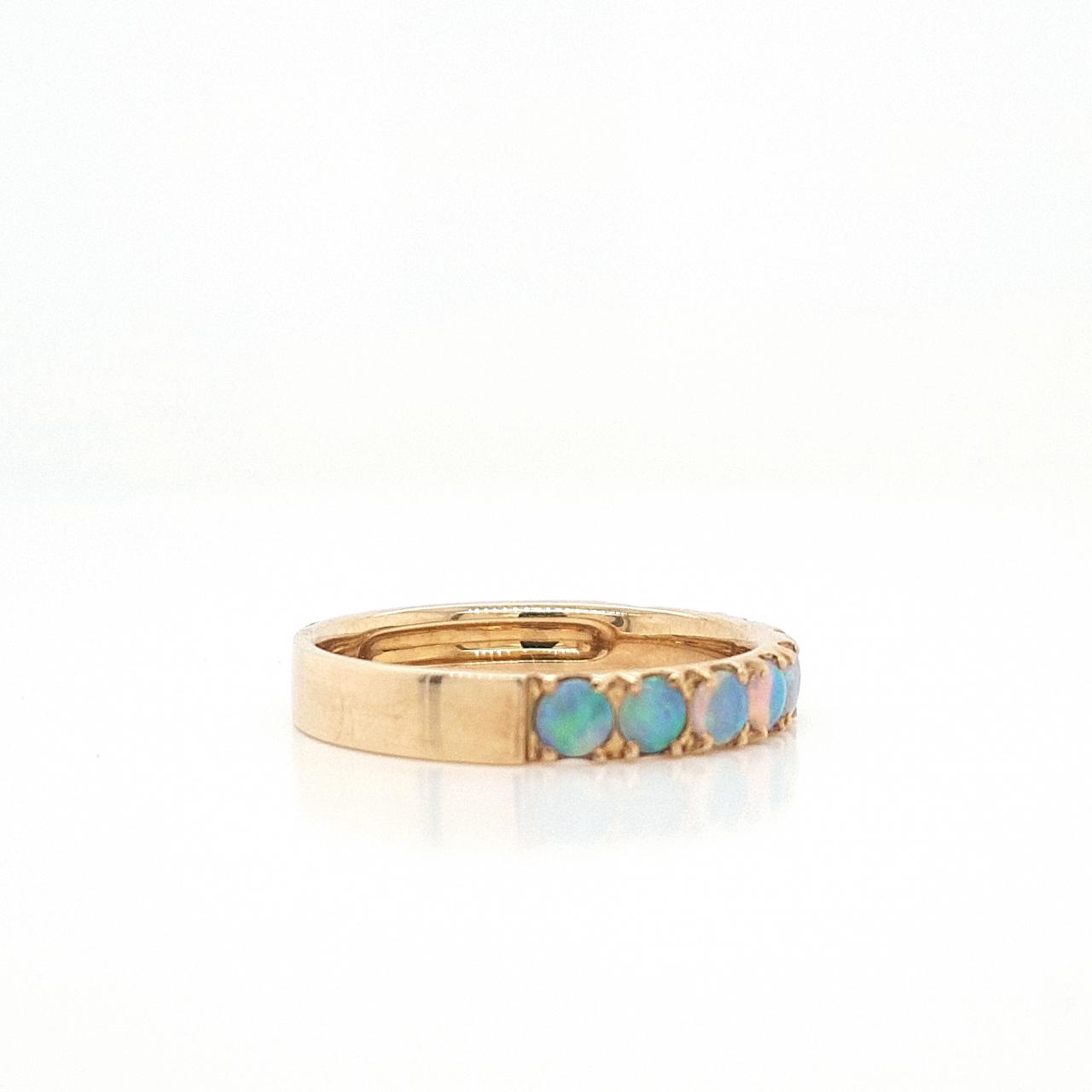 9ct Yellow Gold Opal Scallop Set Ring
