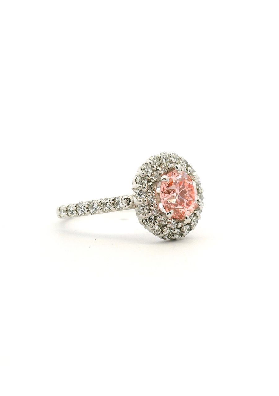 Lab Grown Diamond 18ct White Gold Round Brilliant Cut Fancy Pink Ring