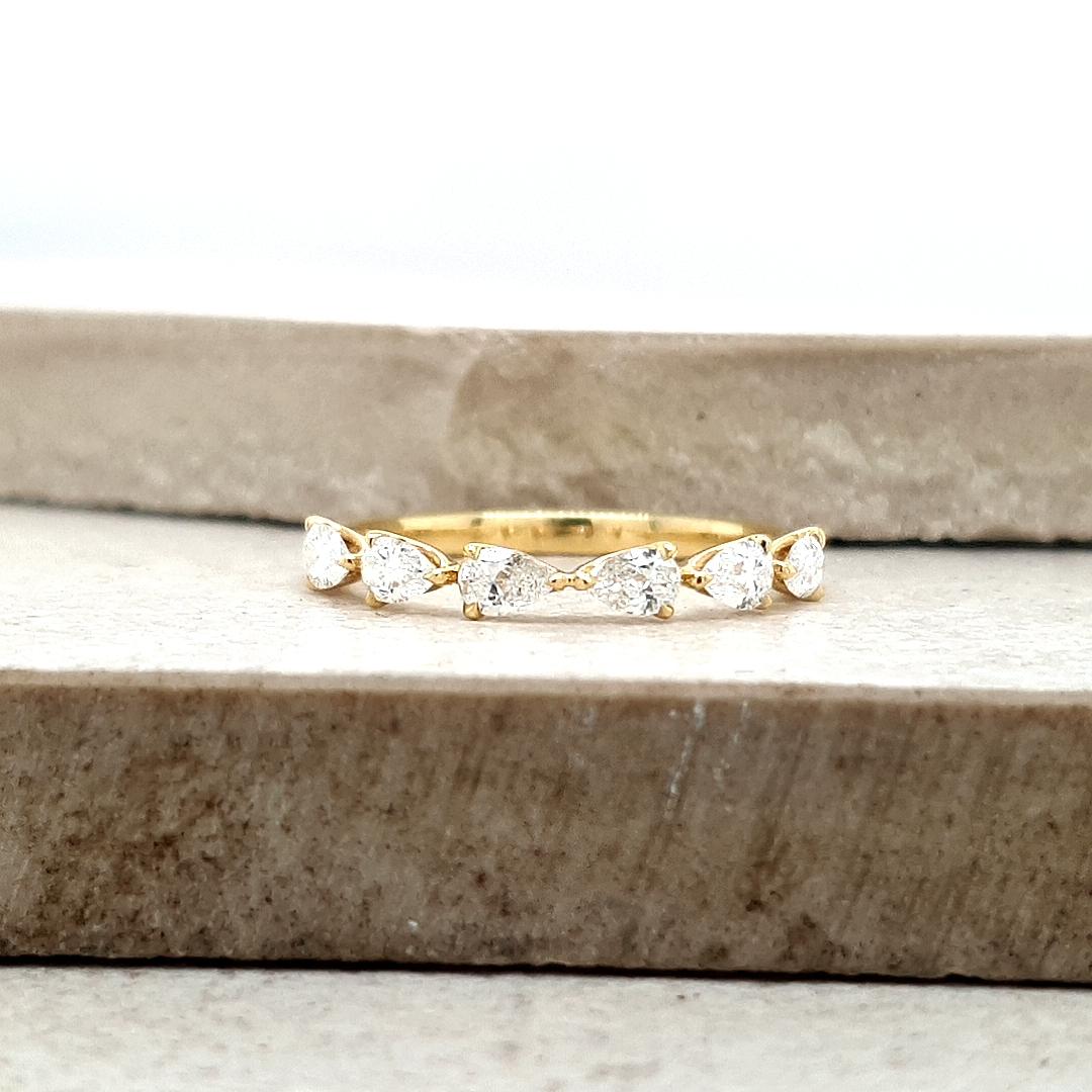 The Pixie Setting 18ct Yellow Gold Pear Cut Diamond Ring