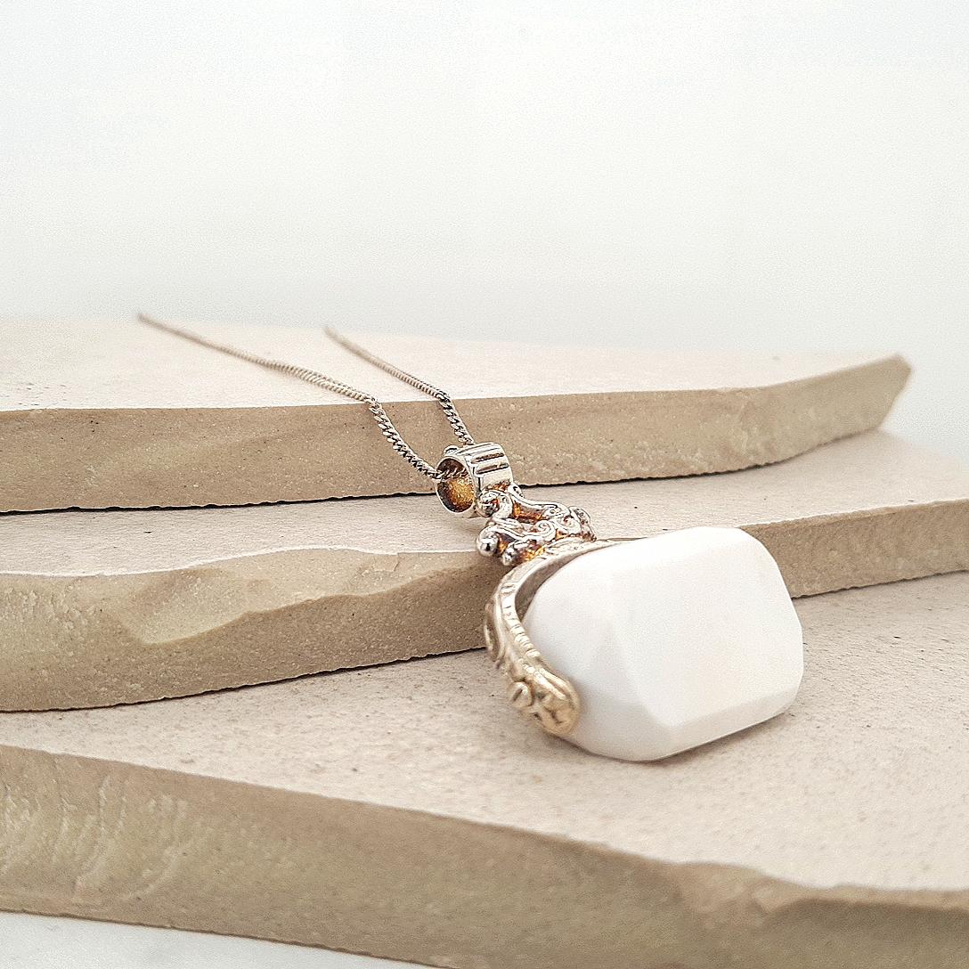 Sterling Silver White Agate Spinner Pendant