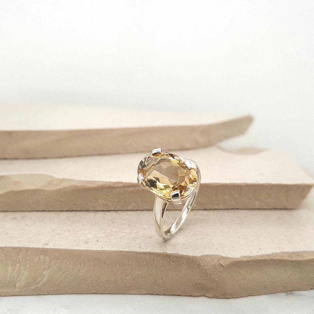 Sterling Silver Oval Citrine Ring