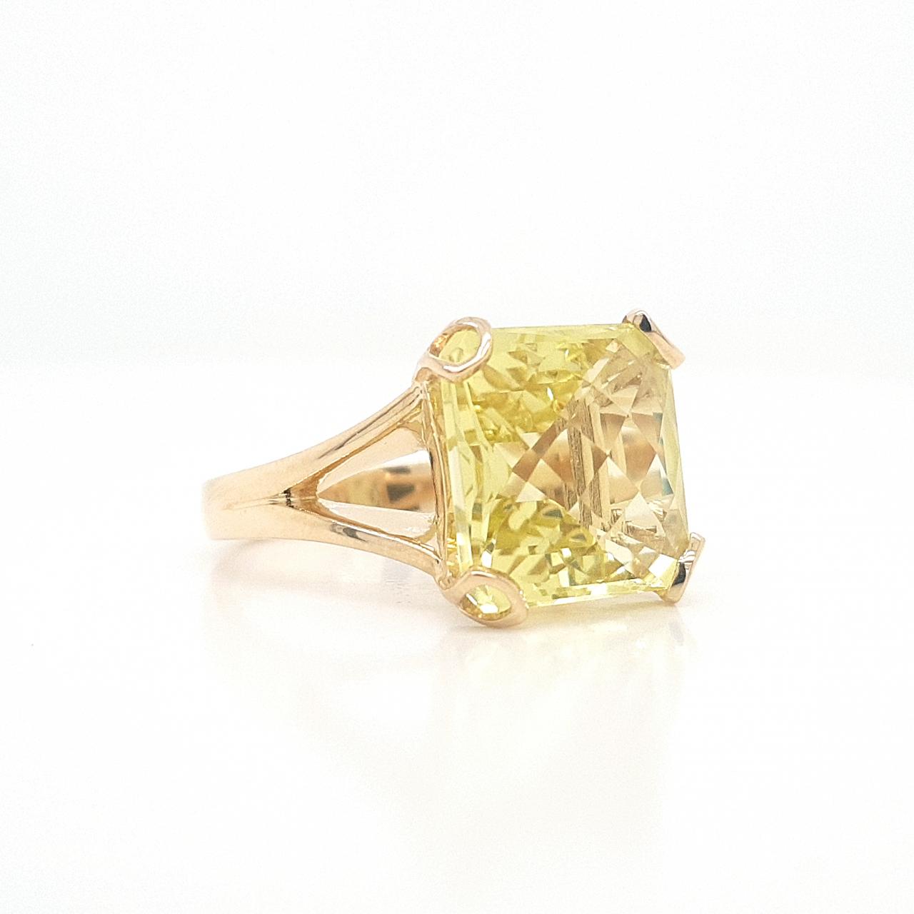 Lemon Quartz 9k Yellow Gold Split Band Ring