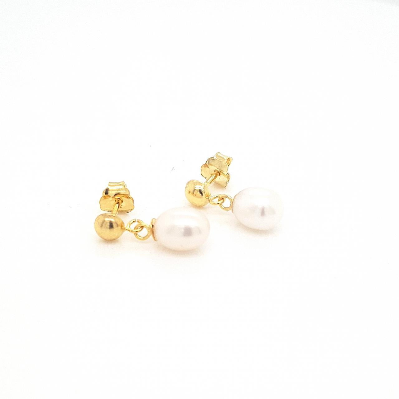 9ct Yellow Gold Pearl Stud Earrings