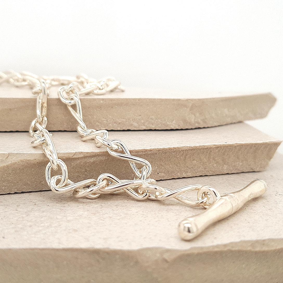 Sterling Silver Infinity 1:1 Figaro Cable Chain Necklace with Fancy Heavy Weight 35mm T-Bar Pendant