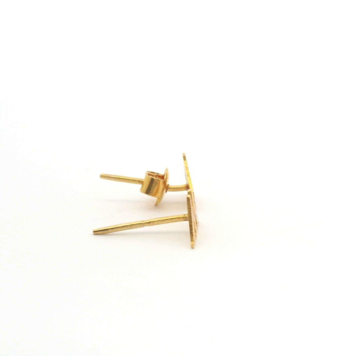 Estate 22ct Yellow Gold "W" Initial Stud Earrings