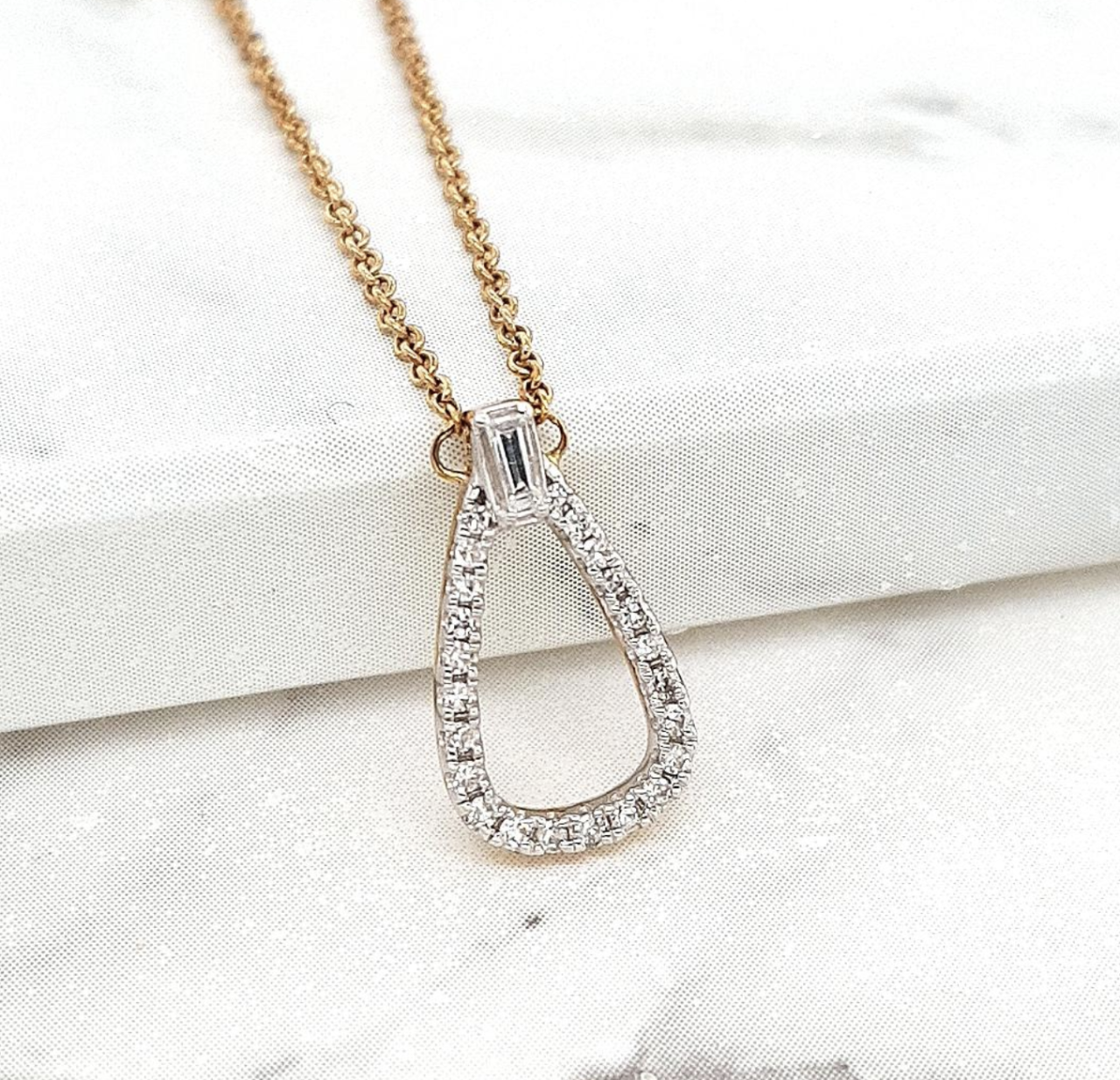 Diamond 9ct Yellow Gold Pendant Necklace