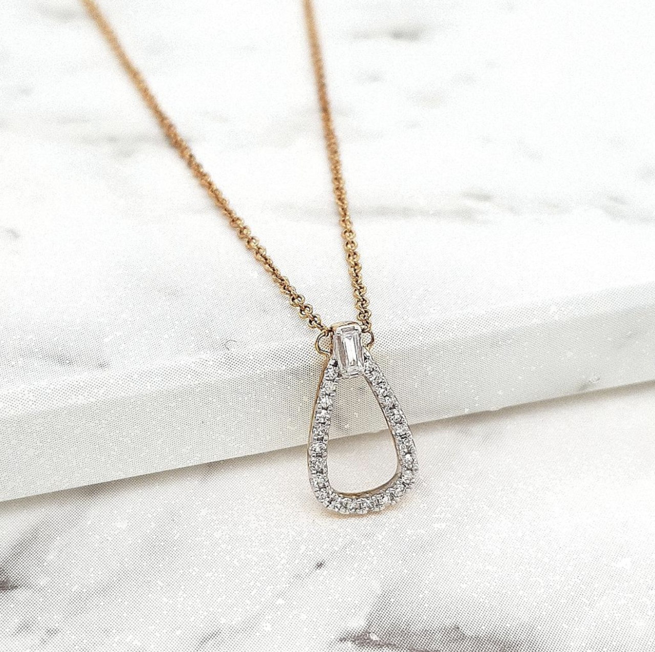 Diamond 9ct Yellow Gold Pendant Necklace