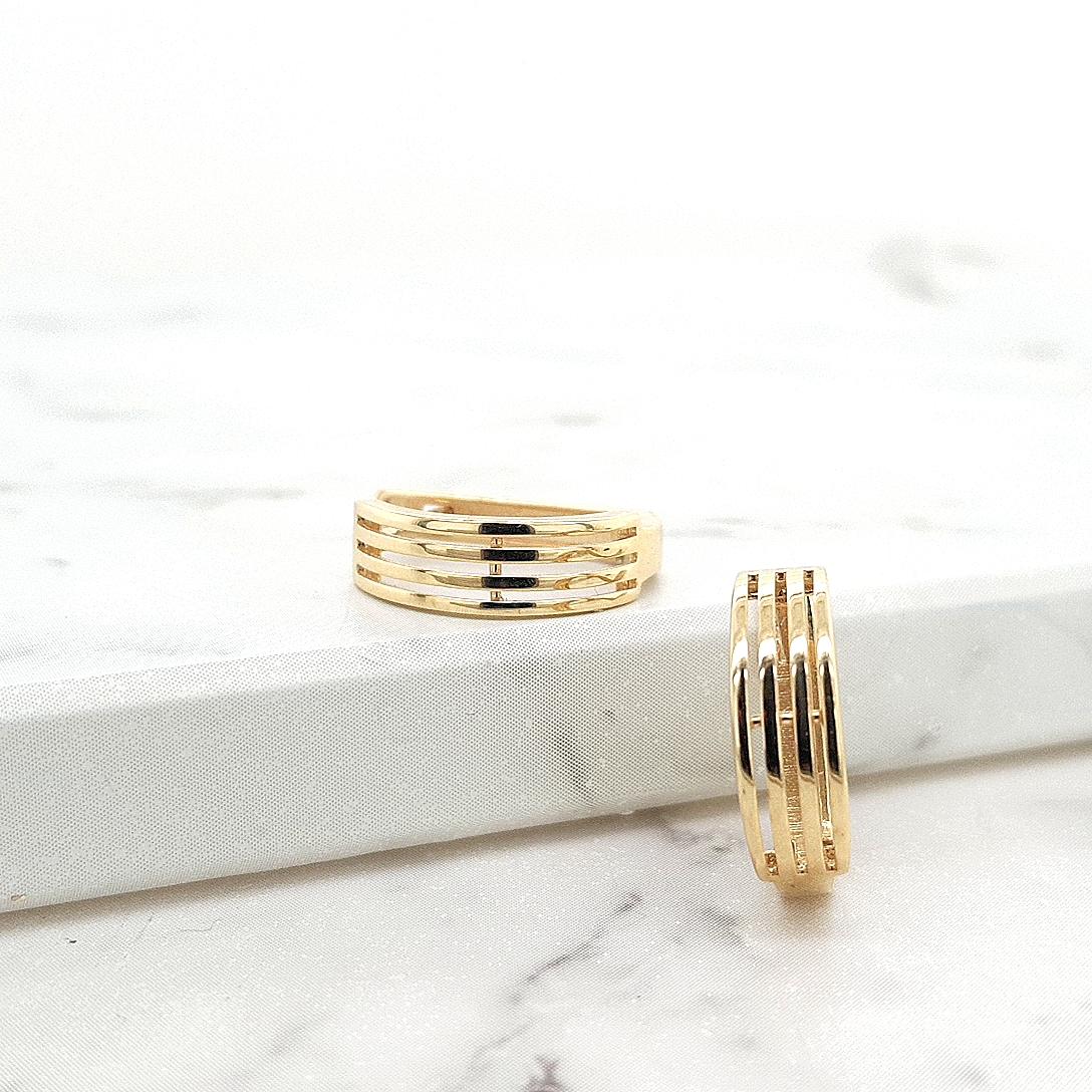 9ct Yellow Gold Cut Out Lined Hoop Earrings