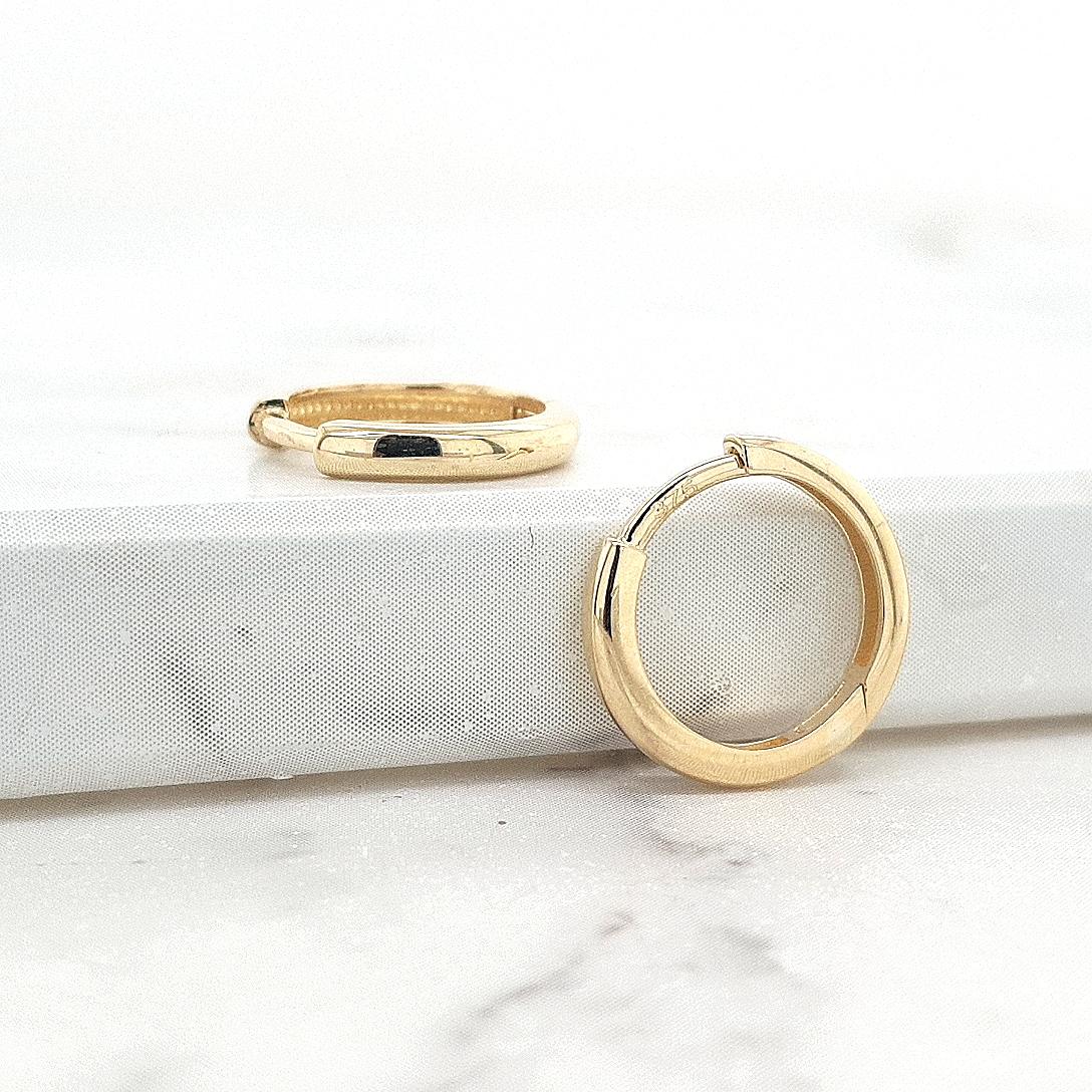 9ct Yellow Gold Plain 2mm x 10mm Plain Huggie Earrings