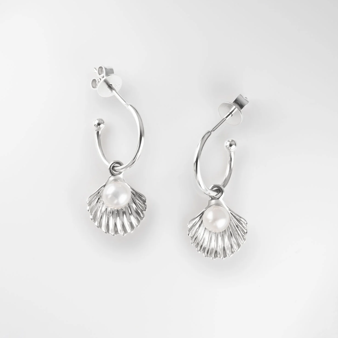 Nick Von K Venus Pearl Earrings Sterling Silver