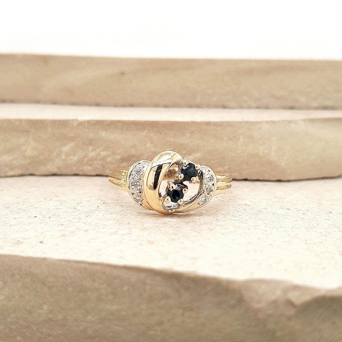 Estate 9ct Yellow Gold Sapphire and Diamond Ring
