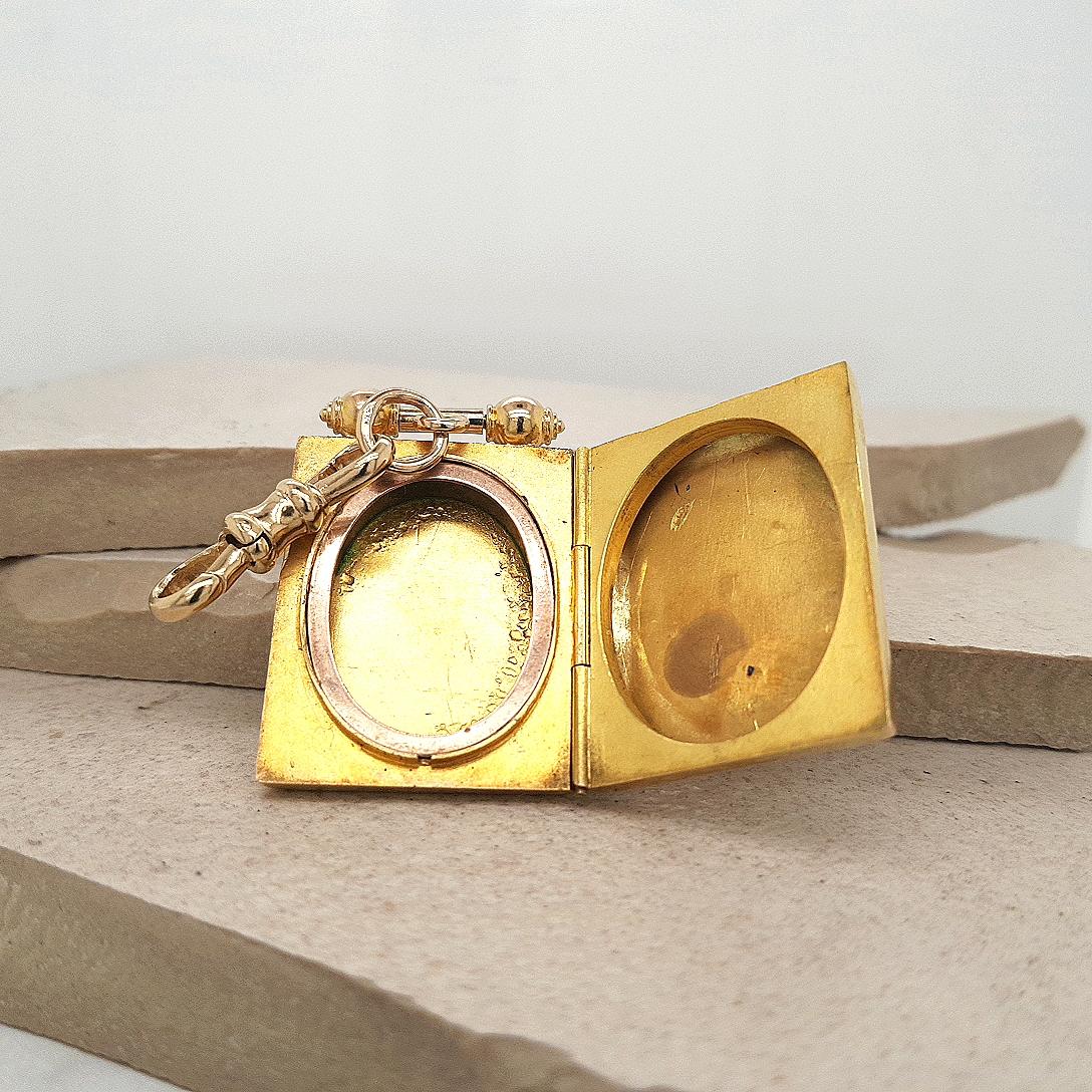 Estate 9ct Yellow Gold Engraved Rectangular Locket with Swivel Catch