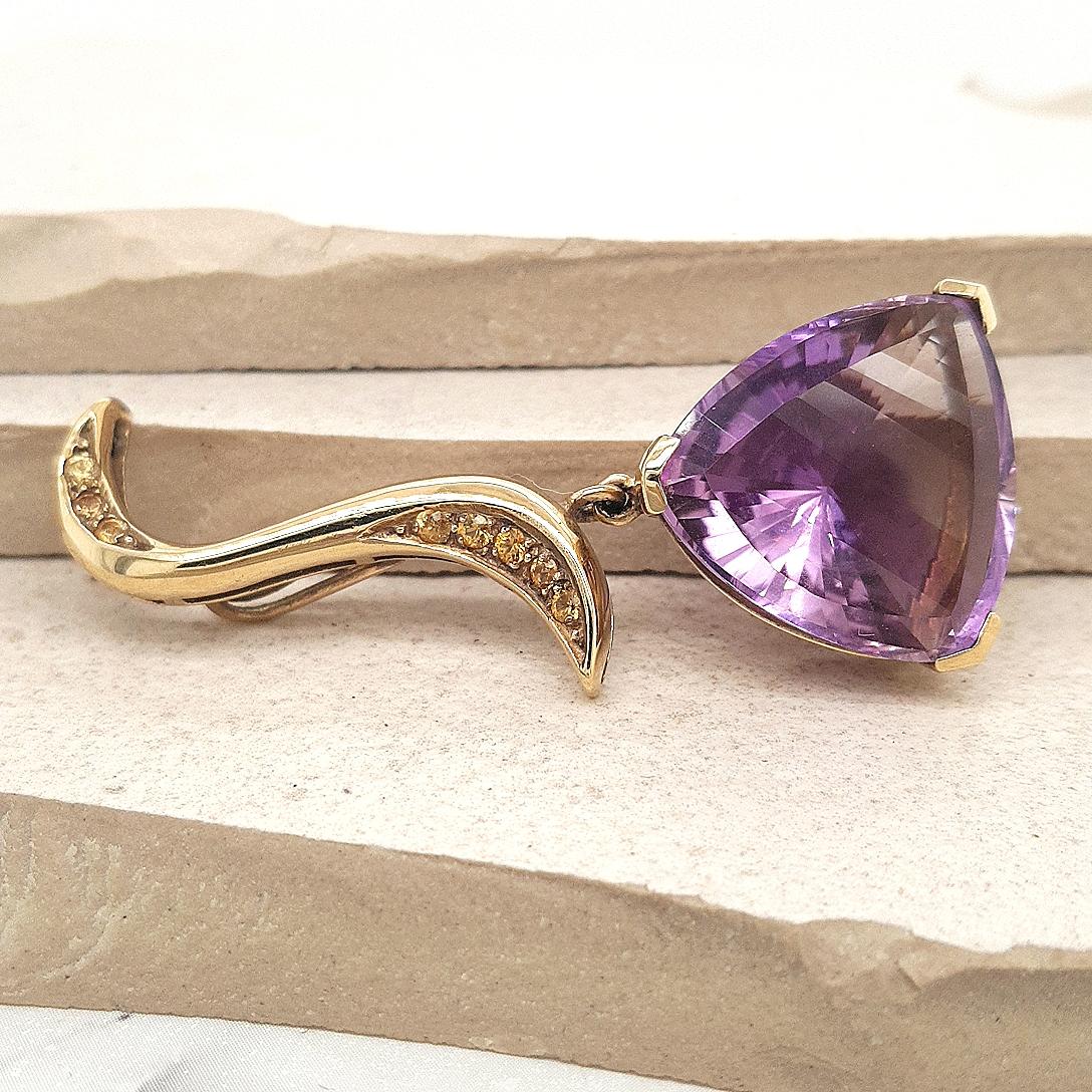 Estate 9ct Yellow Gold Trilliant Cut Amethyst and Citrine Pendant