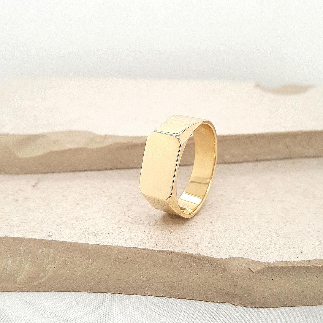 9ct Yellow Gold Flat Top Signet Ring