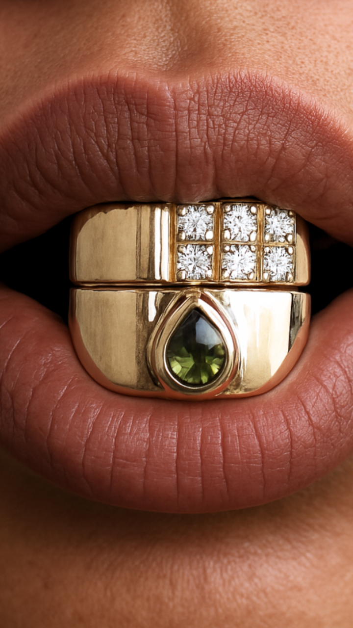 Green Sapphire Wide Bezel Ring in 9ct Yellow Gold