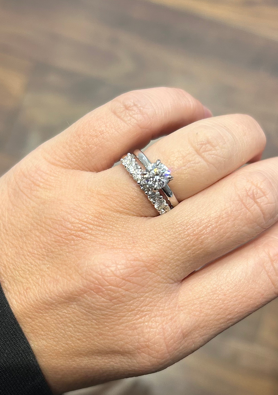 18ct White Gold Lab Grown Round Brilliant Cut Diamond Ring