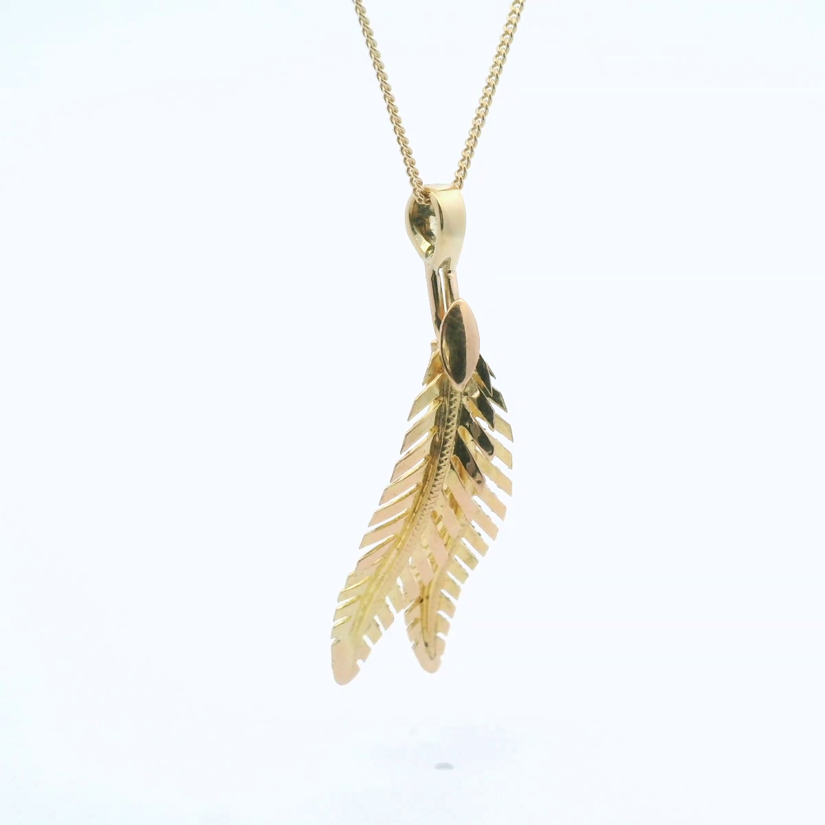 Estate 18ct Yellow Gold Double Leaf Drop Pendant