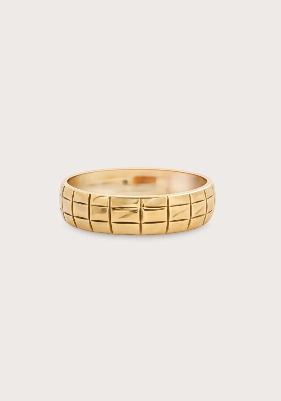 Estate 9ct Yellow Gold Textured 5mm Band