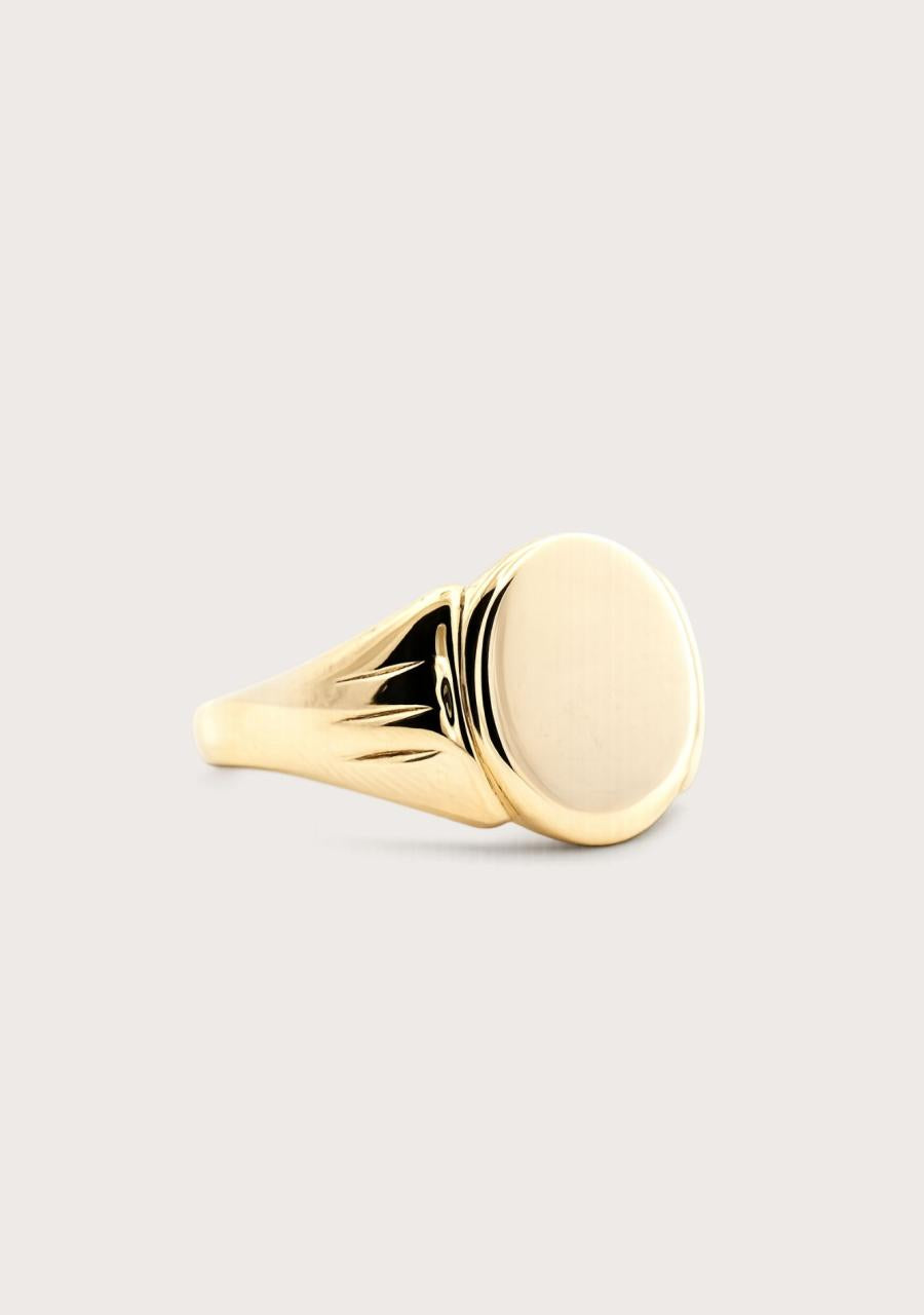 Estate 9ct Yellow Gold Oval Signet Ring