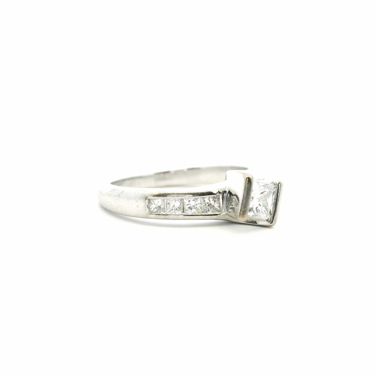 Estate 18ct White Gold Princess Cut Diamond Ring