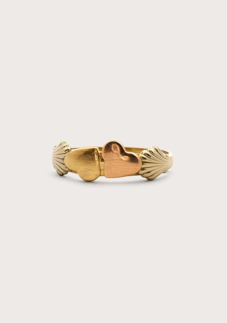 Estate 18ct Tri-Tone Heart & Shell Ring