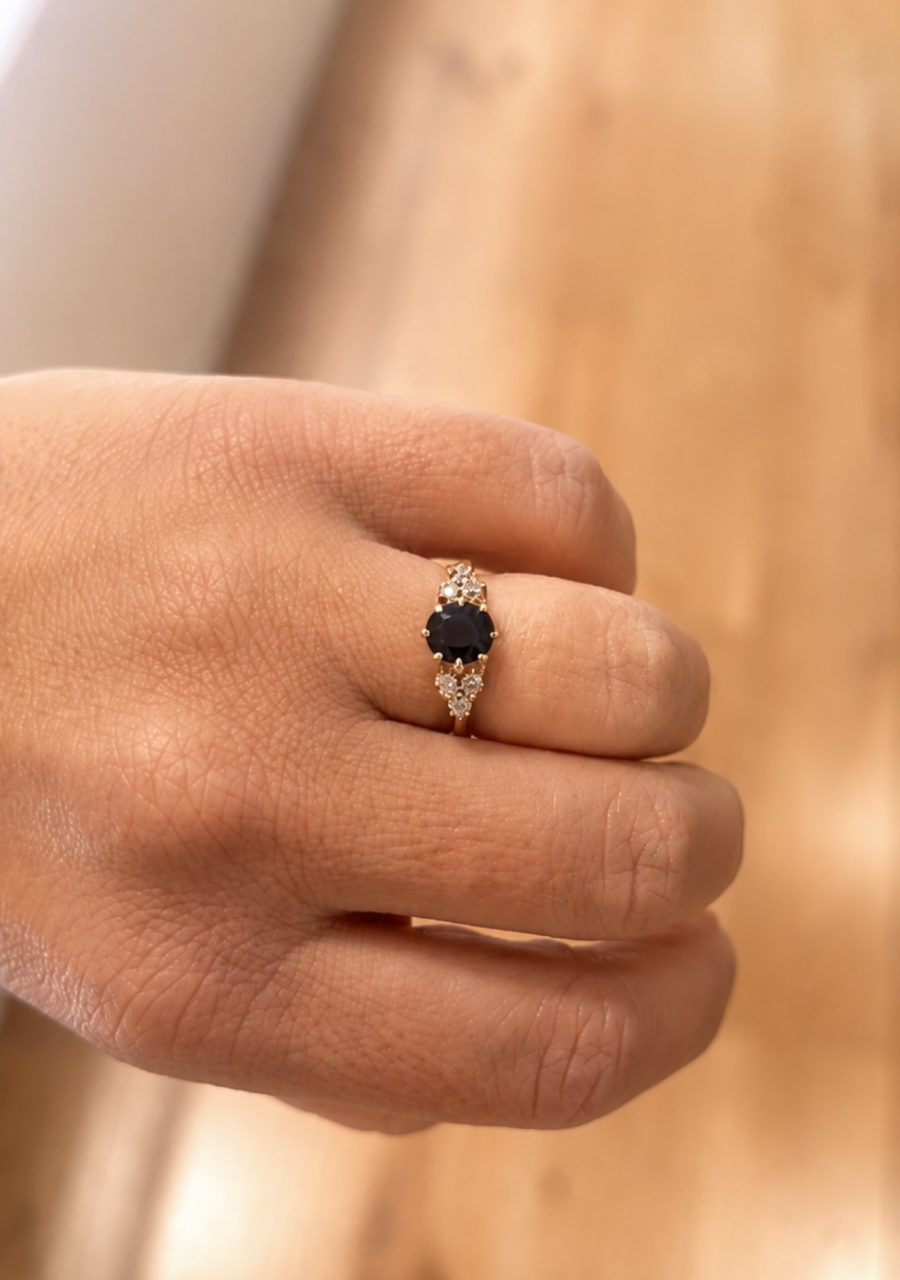 Estate 9ct Yellow Gold Sapphire & Diamond Ring