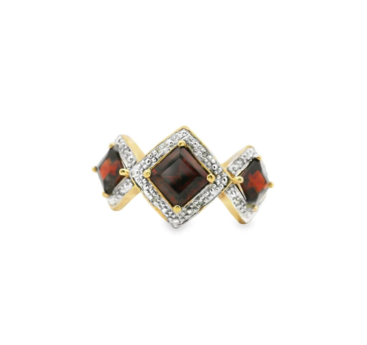 Estate 9ct Yellow Gold Princess Ring Synthetic Ruby & Diamond Ring