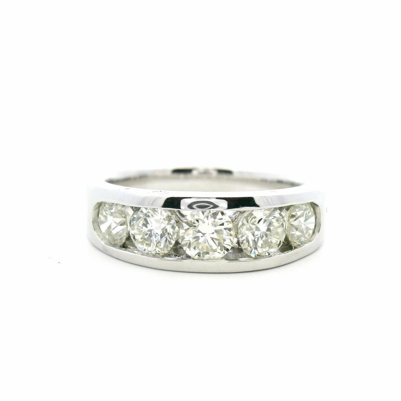 18ct White Gold 5 Stone Diamond Channel Set Ring