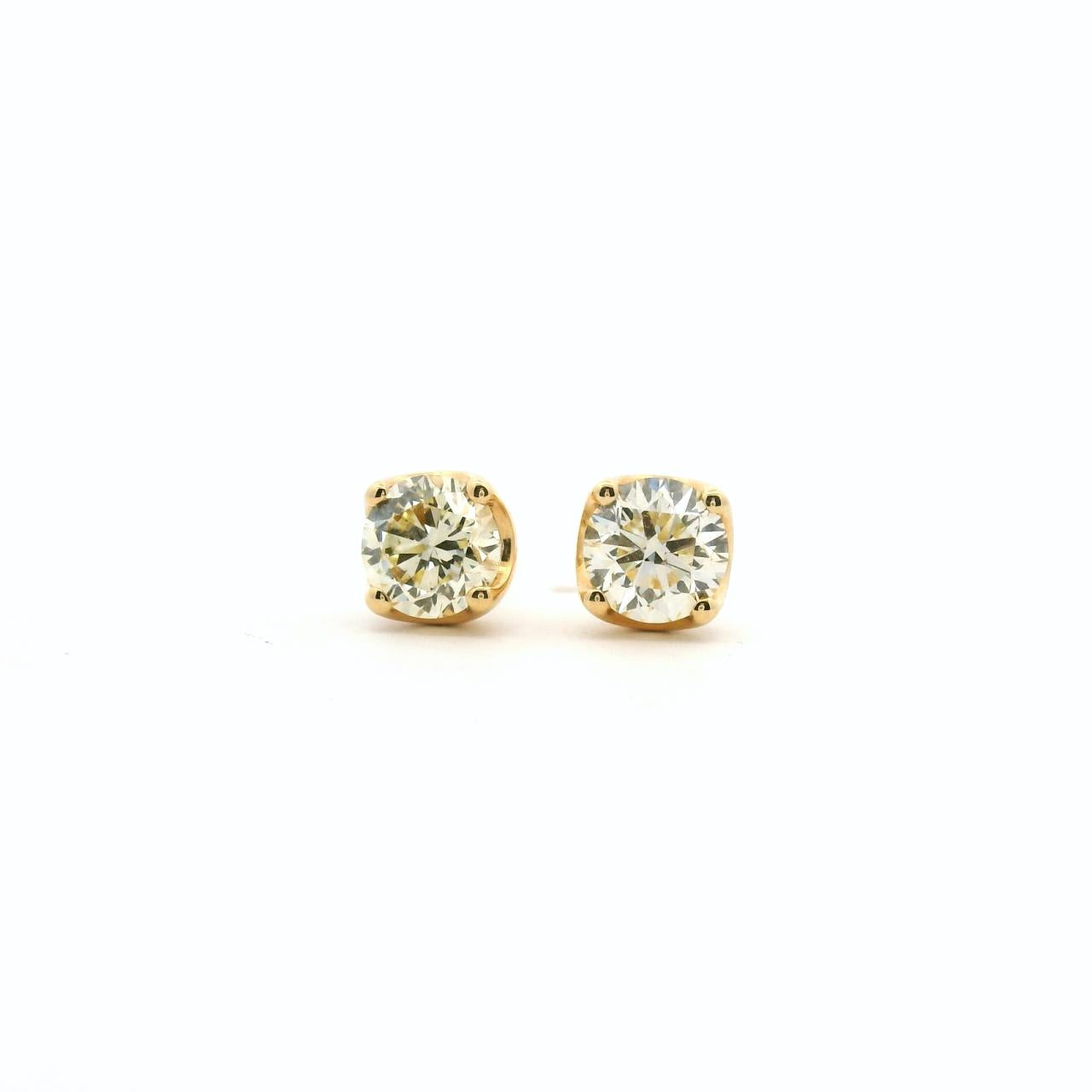 18ct Yellow Gold Round Four Claw Diamond Stud Earrings