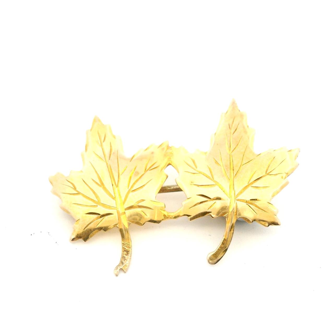 Estate 9ct Yellow Gold Maple Leaf Brooch