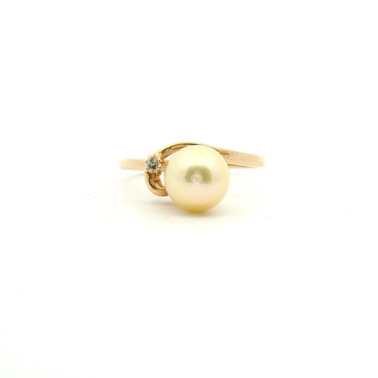 Estate 9ct Yellow Gold Pearl & Cubic Zirconia Ring