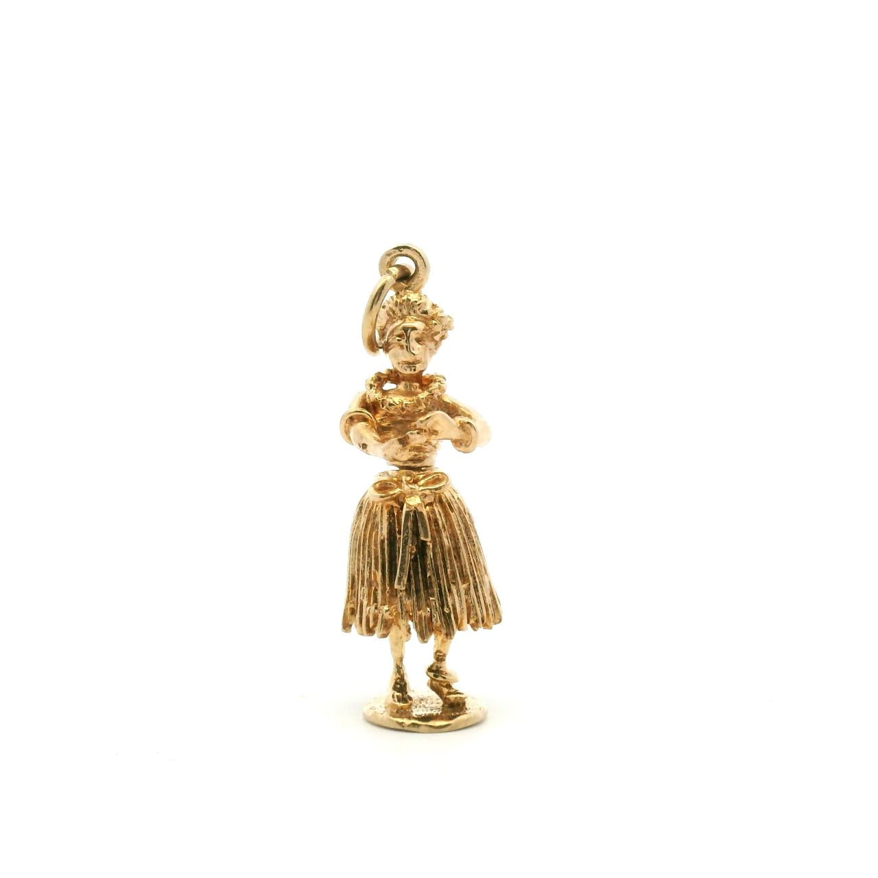 Estate 9ct Yellow Gold Hula Pendant