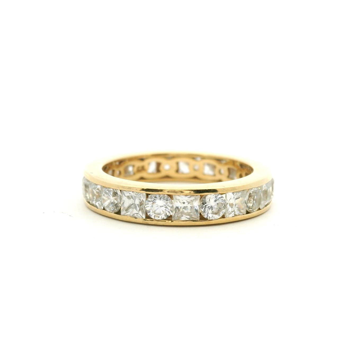 Estate 15ct Yellow Gold Cubic Zirconia Princess and Round Cut Eternity Ring