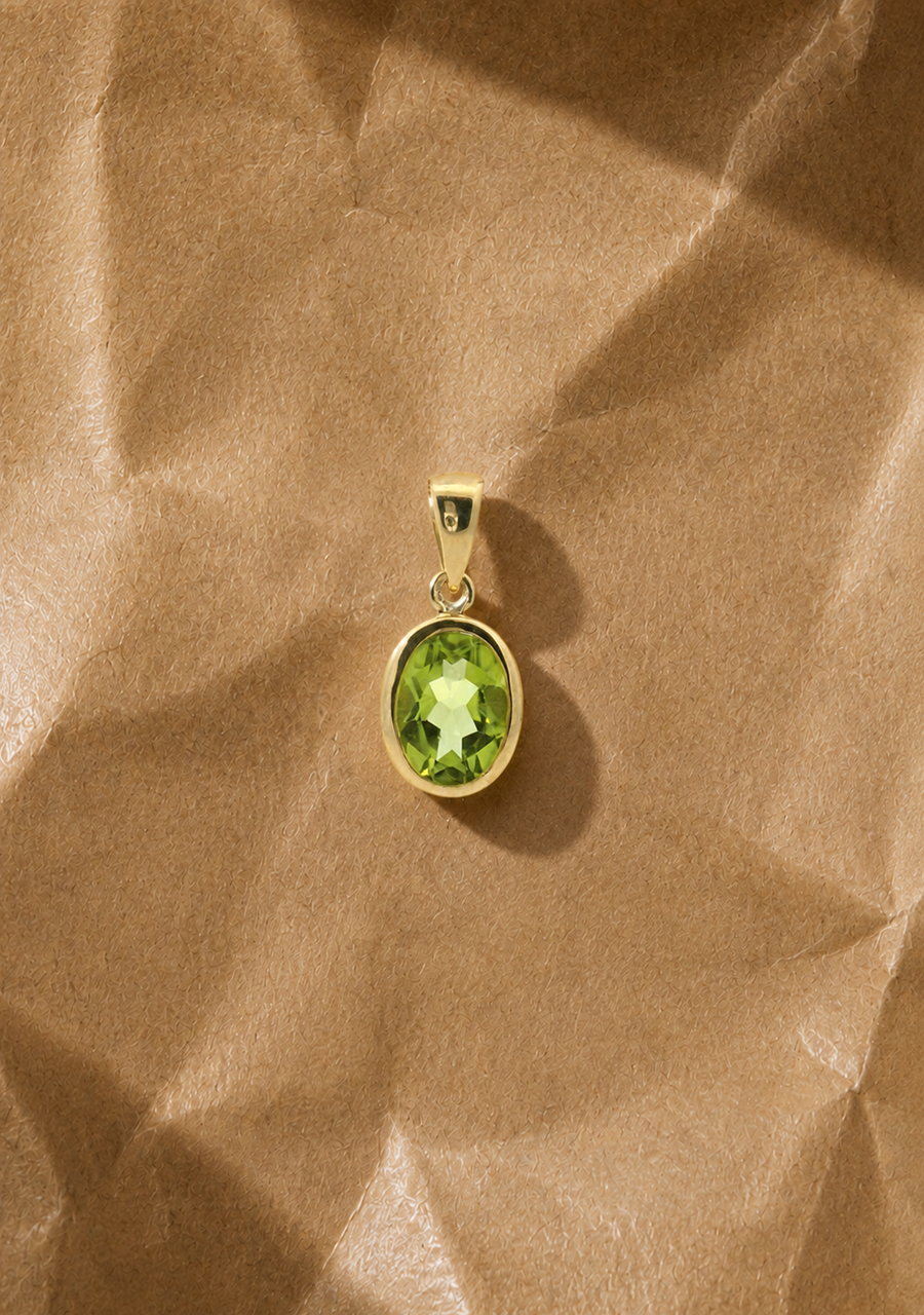 Peridot 9ct Yellow Gold Oval Bezel Set Pendant