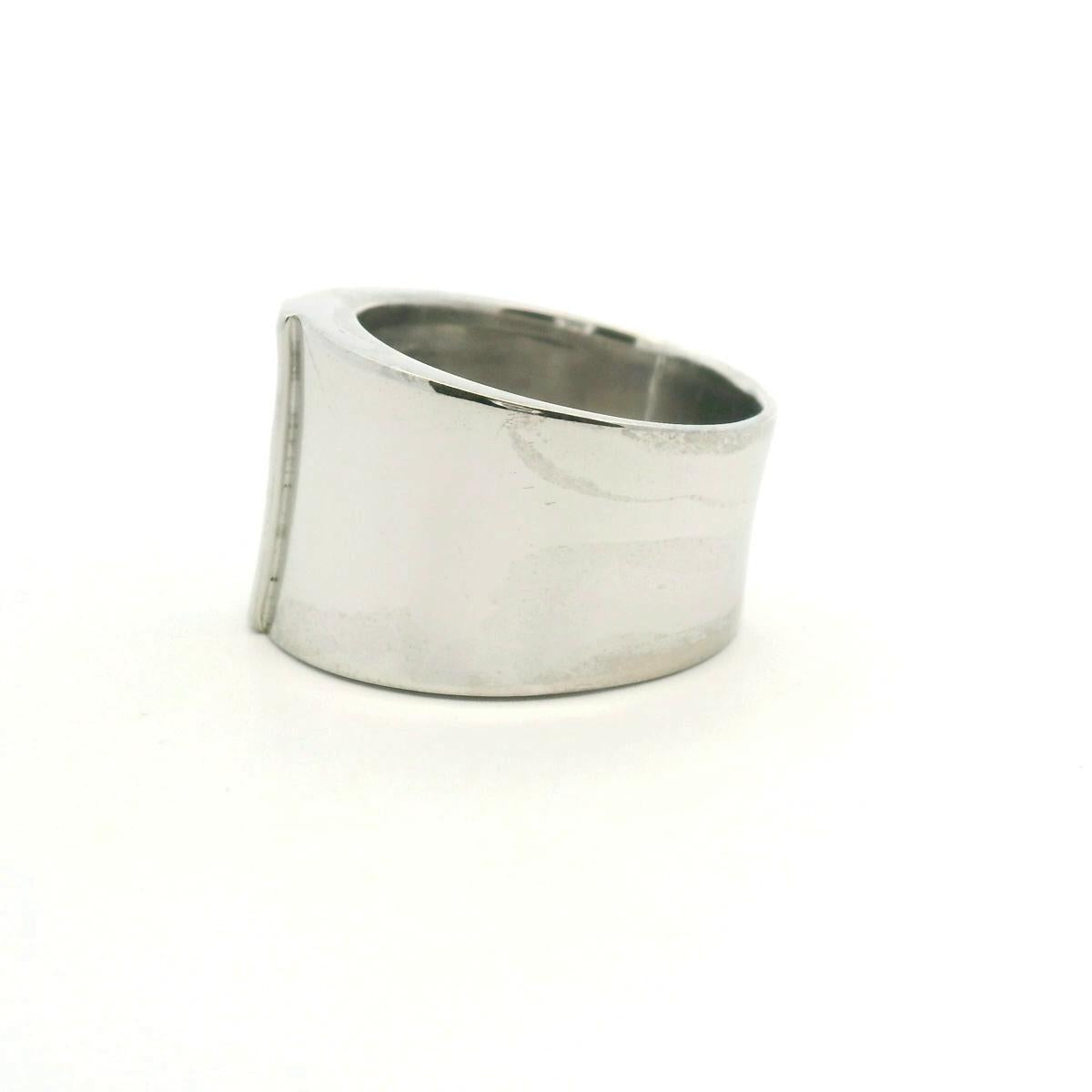 Estate 18ct White Gold Channel Set Princess Cut Diamond Wide Band