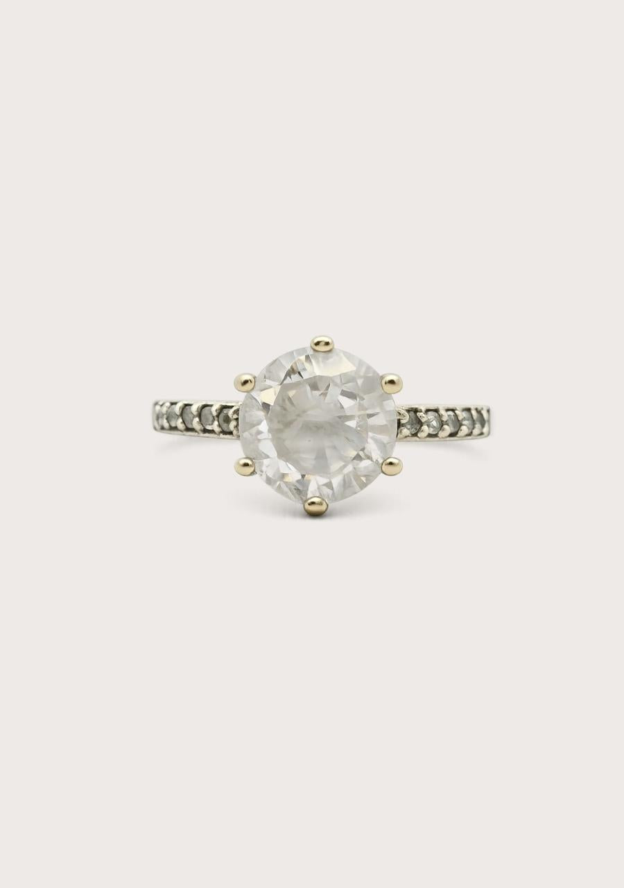 Estate 9ct White Gold CZ Solitaire Ring with CZ Shoulders