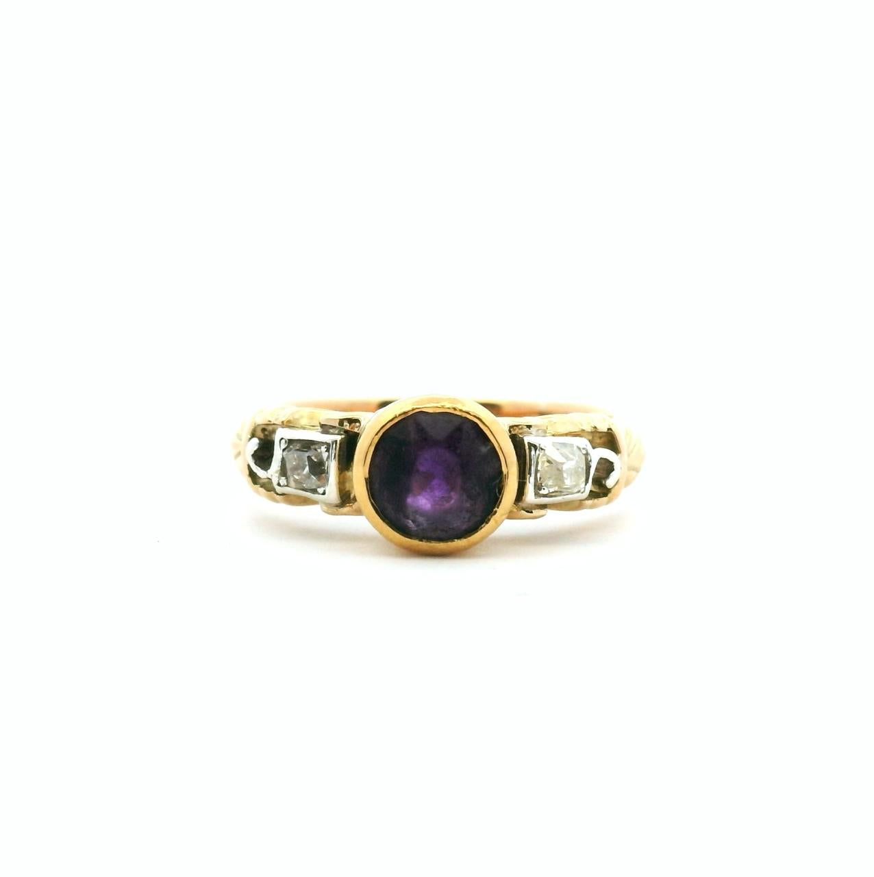 Estate 22ct Yellow Gold Amethyst & Diamond Ring