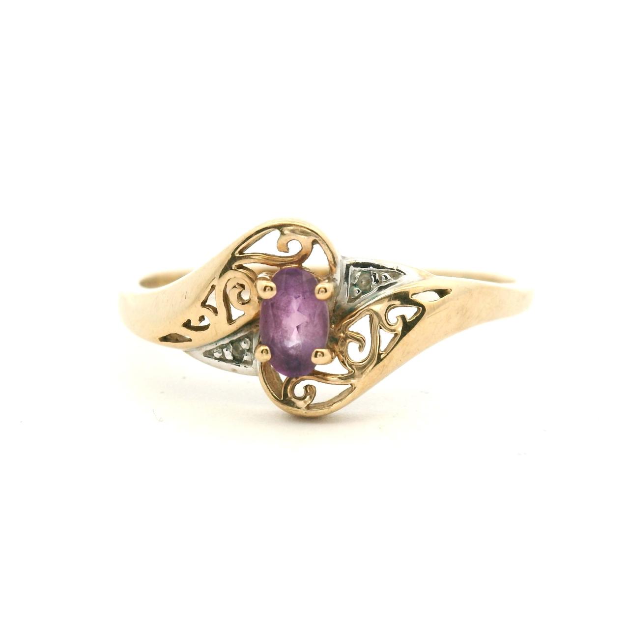 Estate 9ct Yellow Gold Amethyst & Diamond Ring