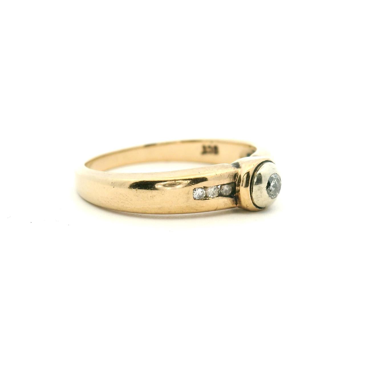 Estate 9ct Yellow Gold Diamond Bezel Set Ring